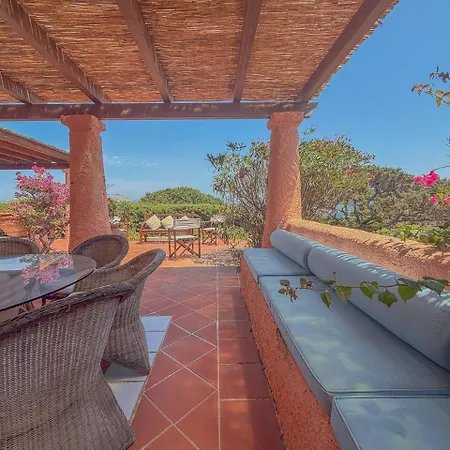 Exclusive Overlooking La Pelosa By Host Hero 빌라