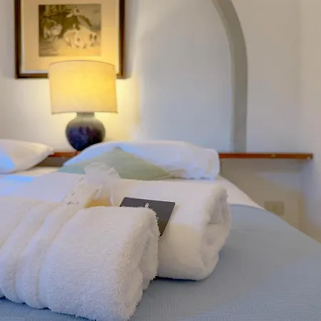 Exclusive Overlooking La Pelosa By Host Hero 빌라